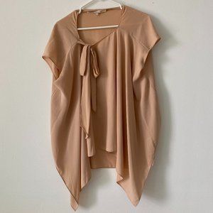 Going out shirt with a side bow